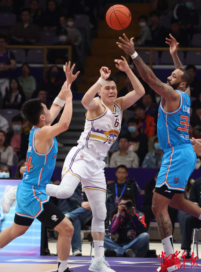 实时比分-关于山东男篮清晨门线救险，志在CBA季后赛名次提升，话题不断，赛季目标并未改变的信息