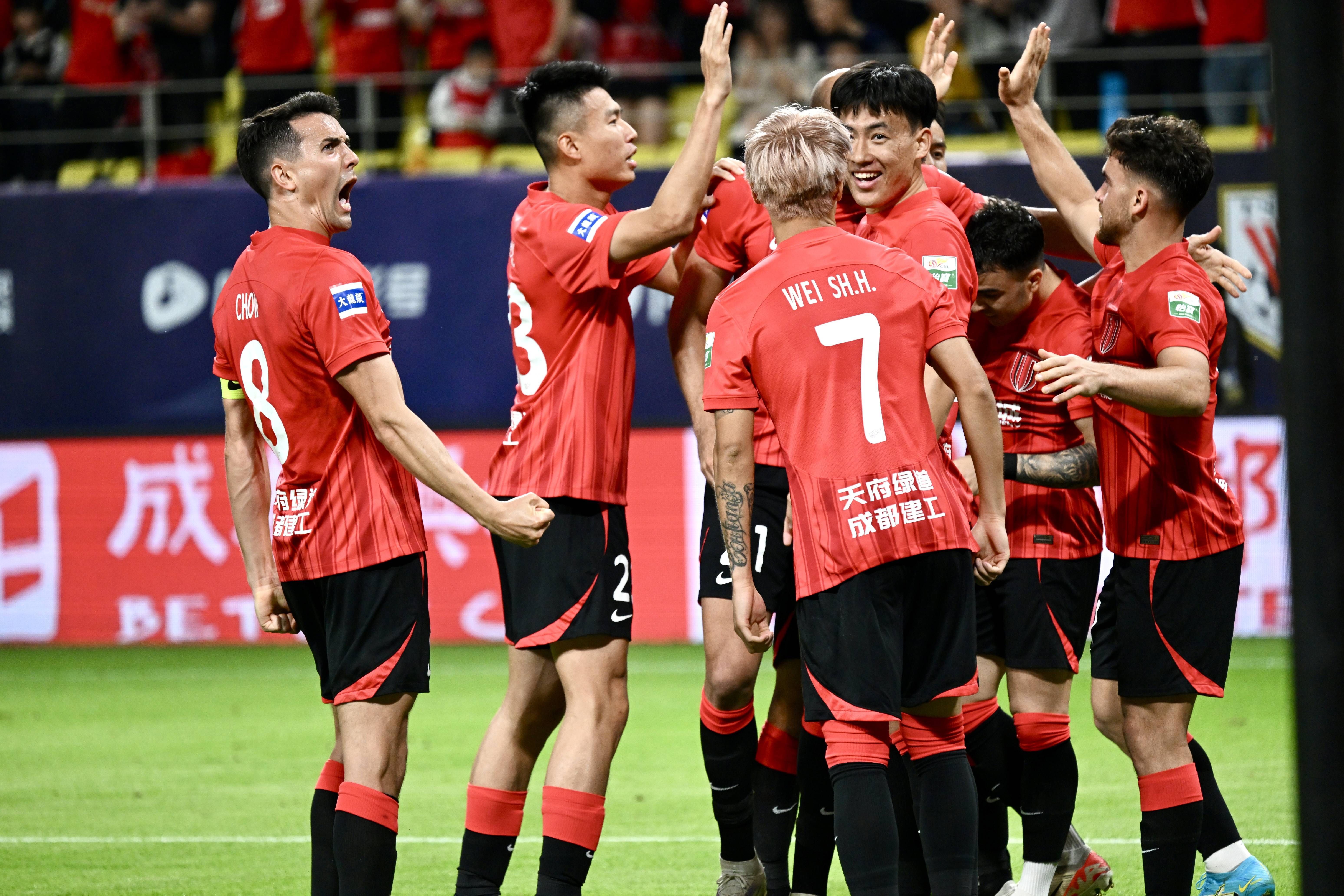 实时比分-关于转折点！成都蓉城手感冰凉；亚冠今夜攻防权衡；底气十足；心理建设被强调的信息